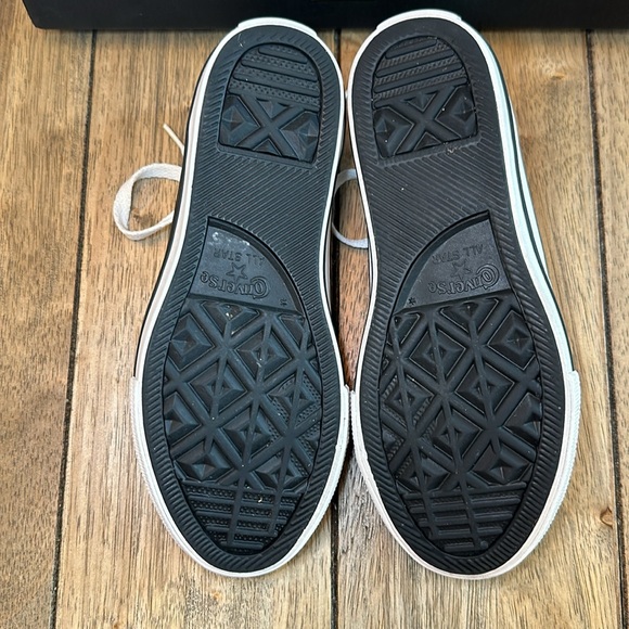 Converse Silver Glitter Chuck Taylor All Star Junior's Ox Lace Up Low Top / Sz 1 - Picture 8 of 15